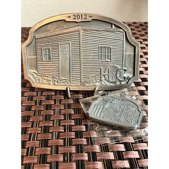 Harley-Davidson Other - HARLEY-DAVIDSON 2012 Memorabilia - PRICE IS FIRM - DISCOUNTED FROM $75